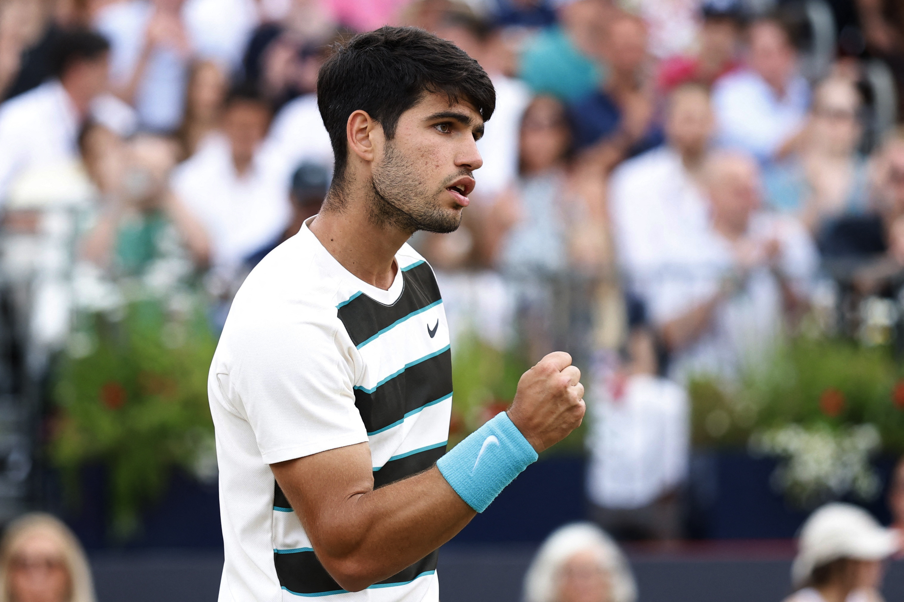 雷火电竞主播-意大利网球队爆冷美国网球队，阿尔卡拉斯爆发神勇