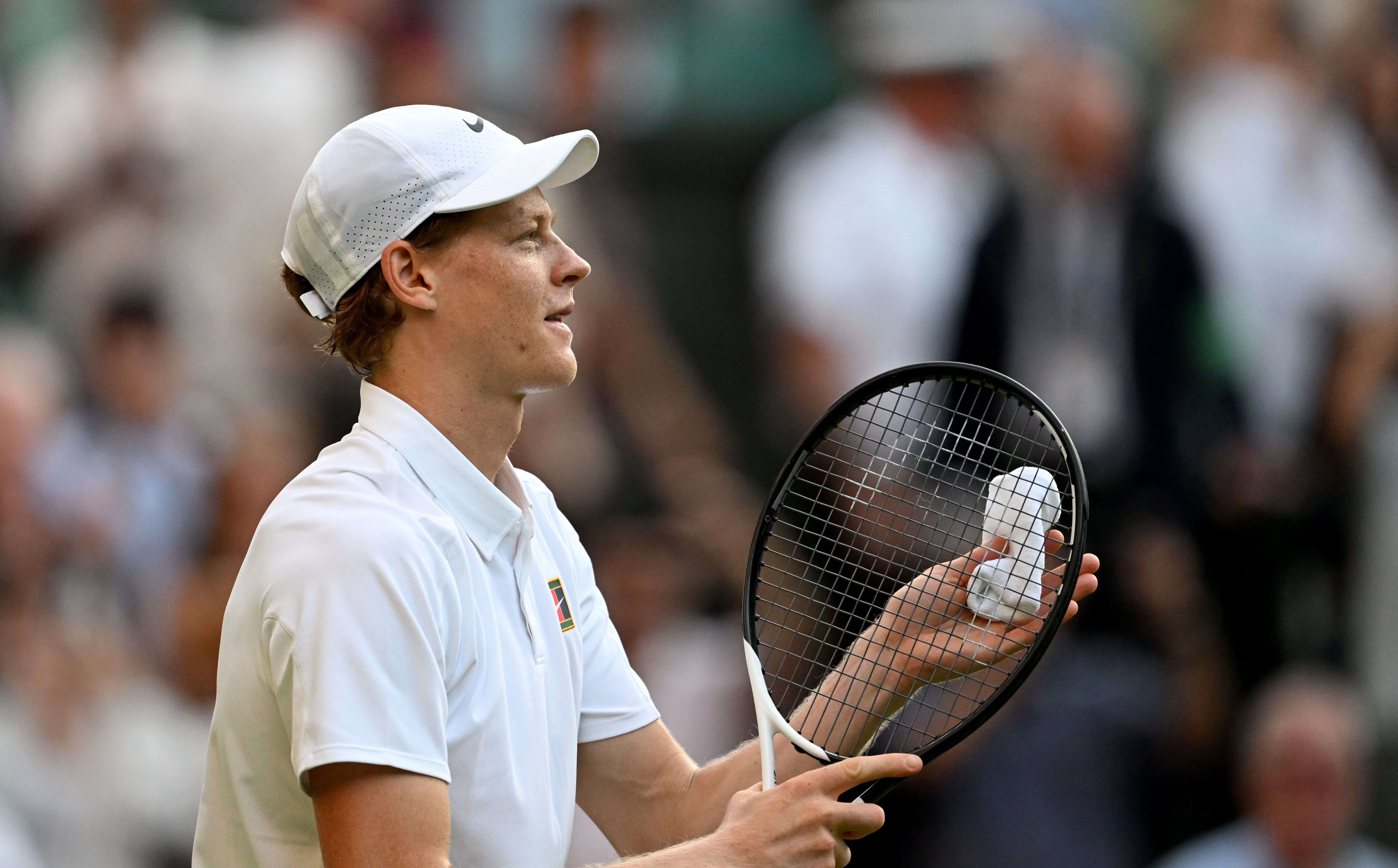 法网鏖战温网,辛纳点燃赛场 法网鏖战温网,辛纳点燃赛场